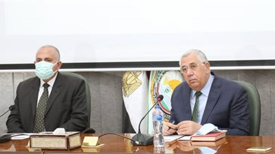 القصير و عبد العاطي يناقشان منع تجاوزات مساحات زراعة الأرز و التحول لنظام الرى الحديث