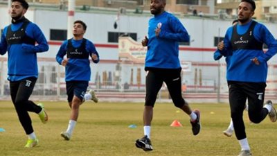 تدريبات بدنية وتأهيلية بمران الزمالك