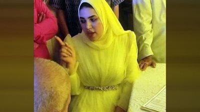 (فيديو) عروس كفر الدوار ترد على الهجوم: معملتش حاجة غلط.. وقناة أحمد وأمنية قديمة