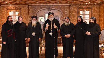 البابا تواضروس يجتمع بالأنبا متاؤس ورهبان دير العذراء بإخميم