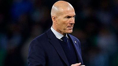 تشافي: تمنيت تدريب زيدان ..وهذا اللاعب هو الأفضل