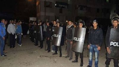 إصابة 10 أشخاص فى مشاجرة بين الأهالى وكردون أمني بالفشن