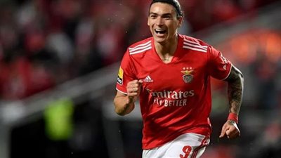ليفربول يكثف محاولاته لإنهاء صفقة نونيز مهاجم بنفيكا