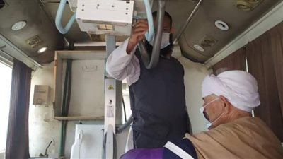 الكشف وتوفير العلاج لــ 1345 مواطن قافلة طبية ببني سويف