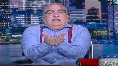 إبراهيم عيسى منتقدًا تسرب الأطباء للخارج: منظومة الصحة تواجه مشكلة عميقة