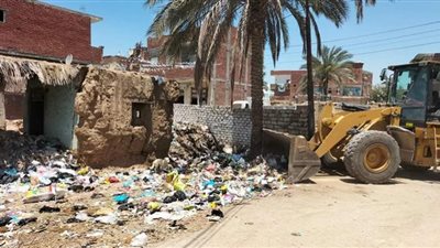تكثيف أعمال النظافة بمدينه أبو صوير بالإسماعيلية