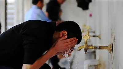حكم ترك الوضوء لمن يتضرر من استعمال الماء البارد