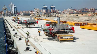 محطة تحيا مصر متعددة الأغراض تستقبل الدفعة الأولى من أوناش الساحة العملاقة