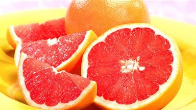 يحسن عمل القلب ويقلل الشهية.. خبيرة تغذية تتحدث عن فوائد الجريب فروت