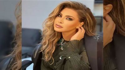 بعد إلغاء حفلها| نوال الزغبي تفاجئ متابعيها بفستان جريء عبر انستجرام