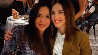 شاهد.. رامي رضوان يوجه رسالة لإيمي ودنيا سمير غانم بعد حضورهما حفل JOY AWARDS