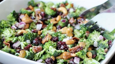 أكل صحي.. طريقة عمل سلطة البروكلي