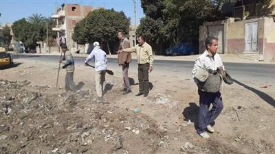 رفع أكثر من 100 طن قمامة ومخلفات وتراكمات في حملة نظافة بطهطا