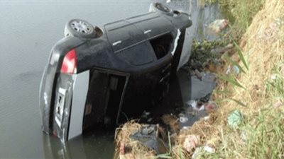 مصرع شخص إثر انقلاب سيارة داخل ترعه بنجع حمادی