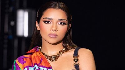 شاهد.. بلقيس فتحي تستعرض نحافة خصرها في حفل زفاف بـ أبو ظبي