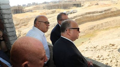 محافظ القاهرة يتفقد مشروع شمال الحرفيين