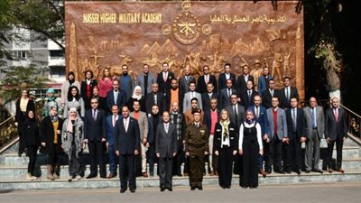 تكريم خريجي الدورة التدريبية الثالثة للصحفيين بأكاديمية ناصر