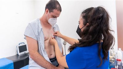 ارتفاع الكوليسترول في الدم| 3 علامات تدل على إصابتك بمرض وراثي