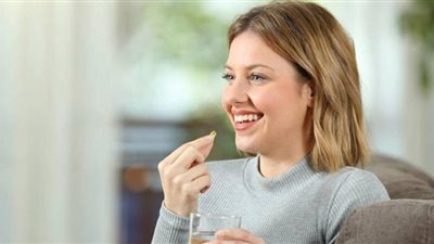 الإفراط في تناول هذه الفيتامينات يهدد الصحة.. طبيبة تحذر من كارثة