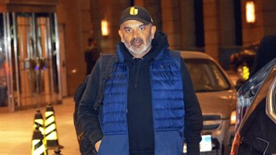 شاهد.. لحظة وصول رانا إلى القاهرة لتدريب منتخب مصر لكرة السلة