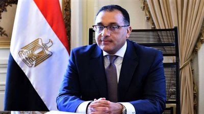 رئيس الوزراء يتفقد أعمال تطوير الأرصفة الغربية والمعامل المركزية بميناء شرق بورسعيد