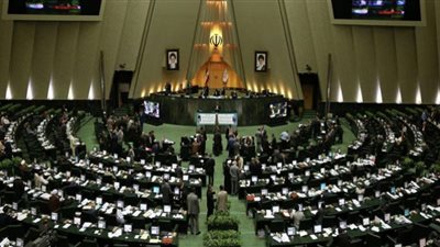 كورونا يغزو البرلمان الإيراني