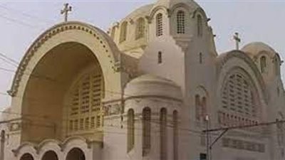 كهنة كنيسة مارجرجس والأنبا ابرام يترأسون فعاليات صوم الرسل بمصر الجديدة