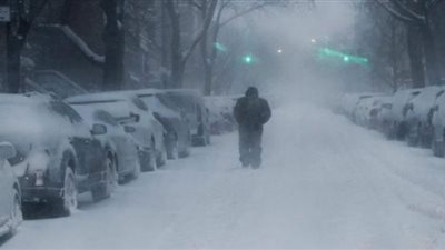 فيديو.. عاصفة ثلجية تضرب شرق الولايات المتحدة وتسجل معدلات قياسية لتساقط الجليد