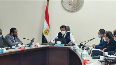 الصحة: إتاحة إمكانية تغيير مكان تلقي الجرعة التنشيطية من خلال الاتصال بالخط الساخن 105