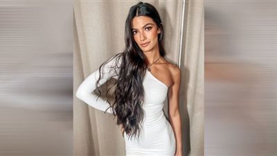 شاهد.. تارا عماد تسرق الأضواء بالأصفر الجذاب في أحدث ظهور