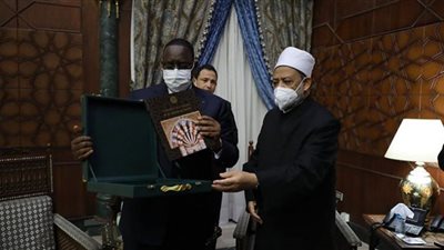شيخ الأزهر يستقبل الرئيس السنغالي ويهنئه برئاسة السنغال والدورة القادمة للاتحاد الأفريقي