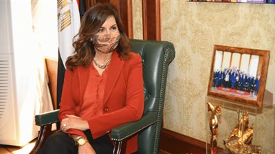 نبيلة مكرم تتحدث عن تحويلات العاملين بالخارج واستفساراتهم للاستثمار في البورصة
