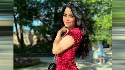 بالأحمر.. أسماء جلال تخطف الأنظار في أحدث ظهور على إنستجرام (صورة)