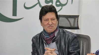 محمد الحلو يستعد لجراحة عاجلة بعد إصابته بمرض خطير.. ابنه يكشف التفاصيل