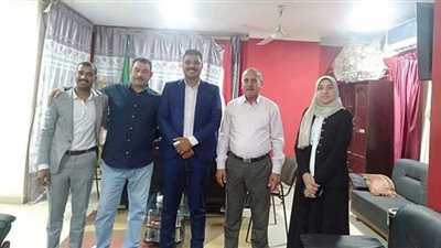 رئيس سمالوط بالمنيا يلتقى بأعضاء شباب برلمان مصر