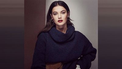 شرطة الموضة تهاجم بينار دينيز بعد ظهورها في حفل ديزني