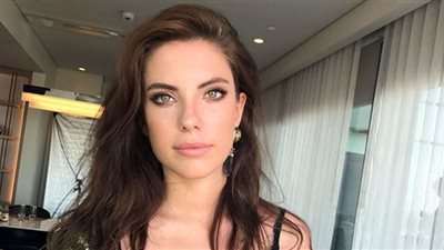 إيدا إيجي تخطف أنظار شرطة الموضة بعد ظهورها في حفل ديزني (صور)