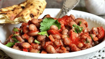 6 أطعمة تساعد على خفض نسبة الدهون في الدم