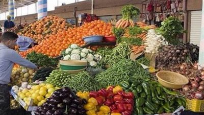 الطماطم والبطاطس ب5 جنيهات.. تعرف أسعار الخضروات بأسواق المنيا