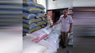 ضبط ١٠ أطنان مواد خام ونفايات مجهولة المصدر داخل مصنع للبلاستيك بالشرقية