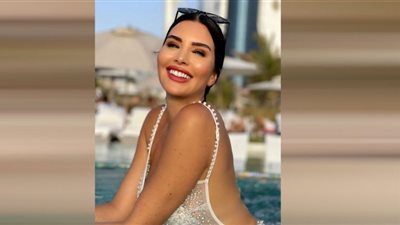 صور.. لاميتا فرنجية تستعرض رشاقتها بجمبسوت أبيض عبر إنستجرام