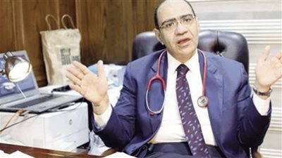 لجنة مكافحة «كورونا» توضح سبب عدم السماح بطرح أدوية علاج الفيروس بالصيدليات (فيديو)