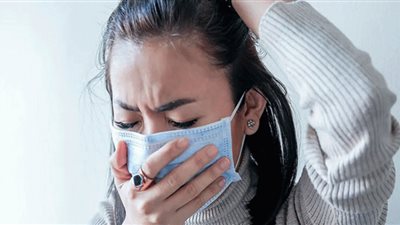عارضان غير عاديان يكشفان الإصابة بمتحور أوميكرون.. تقرير صادم يحذر