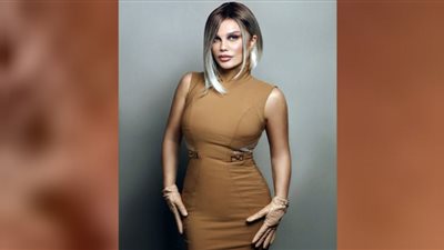 قصير ولافت.. نيكول سابا تبرز أنوثتها في أحدث حفلاتها (صور)