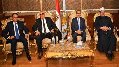 محافظ الغربية يستقبل وزراء الأوقاف والزراعة