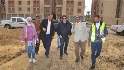 نائب محافظ بني سويف يتفقد مشروعات حياة كريمة بمركز ببا