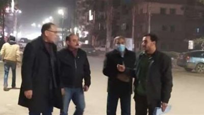 محافظ الشرقية يزور منيا القمح ليلاً للتعرف على أراء المواطنين في خطة تطويرها