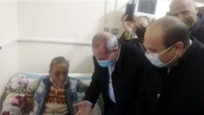 لفتة انسانيه من محافظ الدقهلية للاعتناء بحالة الطفل الذى تعرض للضرب من والده بالسنبلاوين