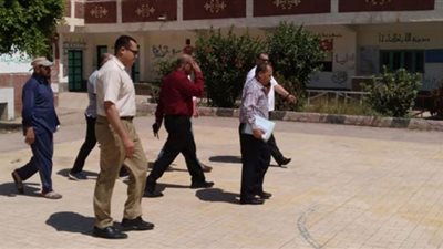 رئيس مدينة بيلا يطمئن على جاهزية لجان امتحانات الثانوية