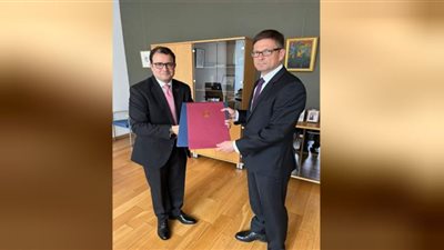 السفير المصري يعقد سلسلة من اللقاءات في ليتوانيا